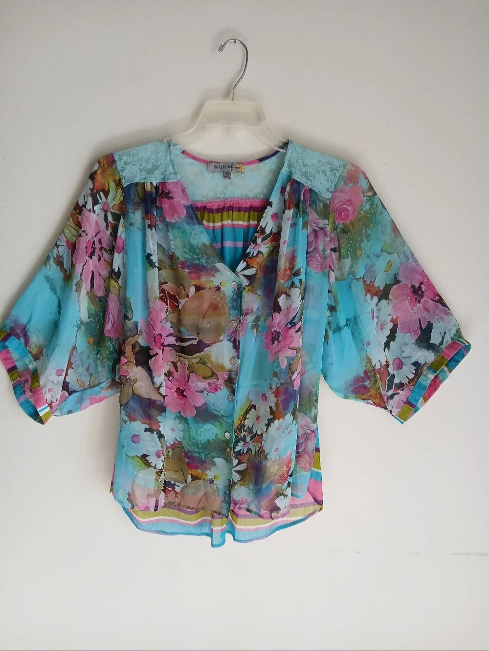 Figuero & Flower Blouse Size XL Lace Shoulder Sheer